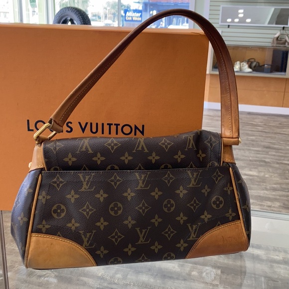 Louis Vuitton monogrammed Beverly handbag - Picture 5 of 12